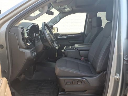 Used 2024 Chevrolet Silverado 1500 LT image 12