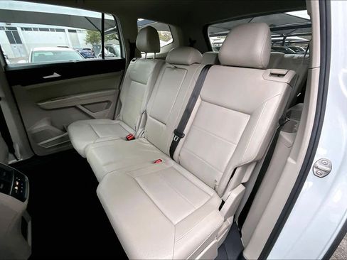 Certified 2022 Volkswagen Atlas SE image 21