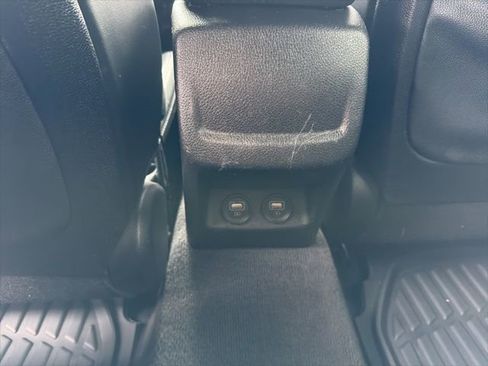 Used 2022 Kia K5 GT-Line FWD image 23