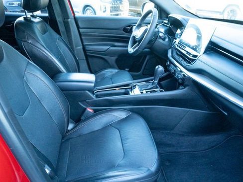 Used 2023 Jeep Compass Limited image 37