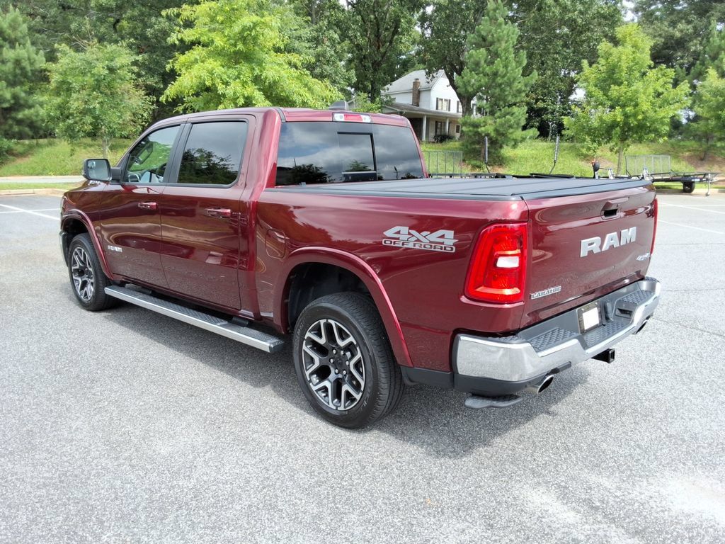 Used 2025 RAM 1500 Laramie w/ Off Road Group AWD/4WD image 7