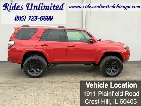 Used 2018 Toyota 4Runner TRD Off-Road Premium AWD/4WD image 9