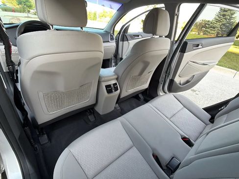 Used 2017 Hyundai Tucson Sport FWD image 39