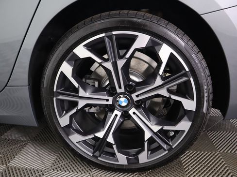 Certified 2025 BMW 330i Sedan w/ Premium Package image 33