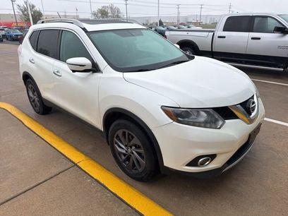 Used 2016 Nissan Rogue SL w/ SL Premium Package