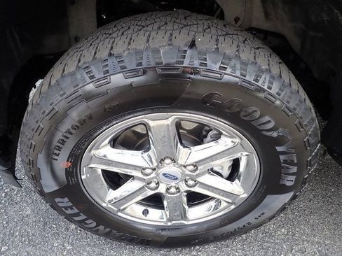 Used 2025 Ford F150 XLT w/ Equipment Group 301A Standard AWD/4WD image 13