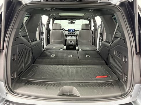 Used 2021 GMC Yukon SLT w/ SLT Luxury Plus Package AWD/4WD image 35