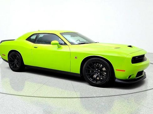 Used 2019 Dodge Challenger R/T Scat Pack w/ Dynamics Package RWD image 3