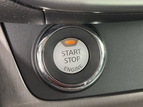 Used 2023 Nissan Murano SL w/ Cargo Package image 26