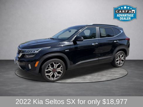 Used 2022 Kia Seltos SX AWD/4WD image 4