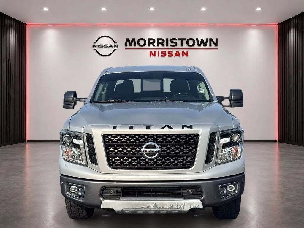 Used 2019 Nissan Titan PRO-4X w/ Pro-4x Convenience Package AWD/4WD image 8