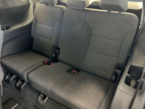 Used 2024 Chevrolet Traverse LT w/ LPO, Floor Liner Package image 27