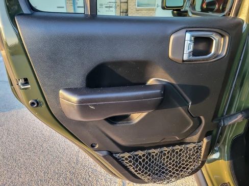 Used 2021 Jeep Wrangler Unlimited Rubicon w/ Steel Bumper Group image 19