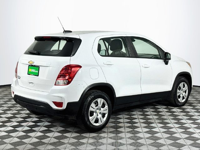 Used 2018 Chevrolet Trax LS FWD image 8