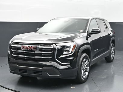 Used 2025 GMC Terrain Elevation