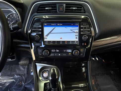 Used 2016 Nissan Maxima Platinum FWD image 22