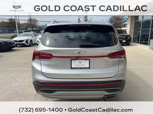 Used 2023 Hyundai Santa Fe SEL image 3