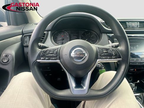Used 2019 Nissan Rogue Sport S w/ Appearance Package AWD/4WD image 14