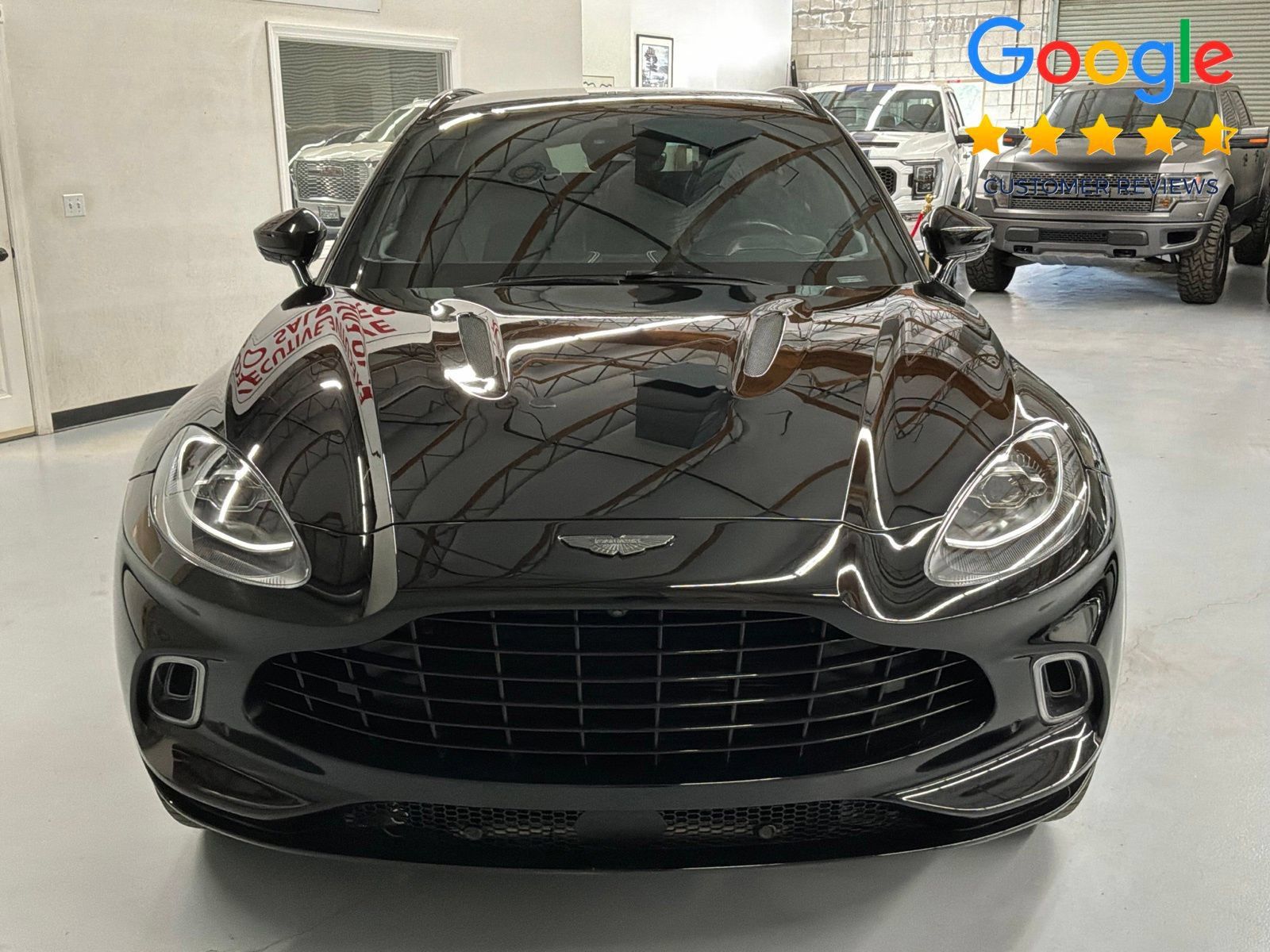 Used 2021 Aston Martin DBX AWD/4WD image 3