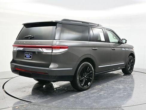 Used 2024 Lincoln Navigator Black Label image 5