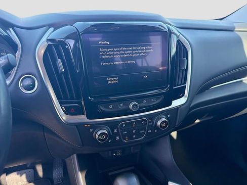 Used 2021 Chevrolet Traverse Premier image 29