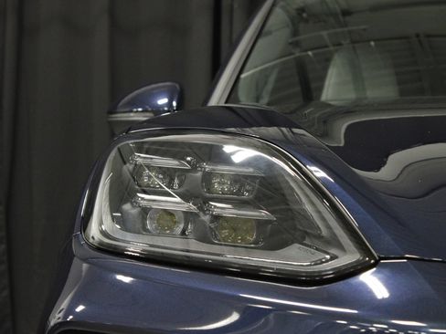 New 2026 Porsche Cayenne Coupe AWD/4WD image 14