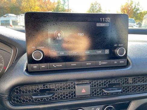 Used 2024 Honda HR-V LX image 30