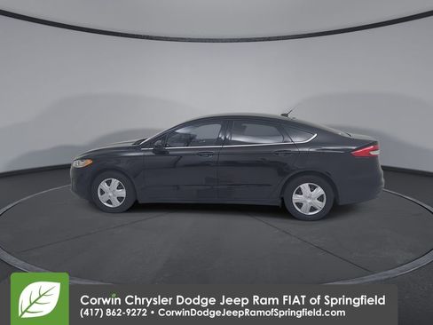 Used 2019 Ford Fusion S image 9