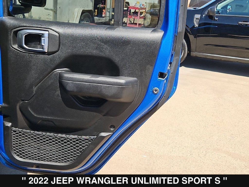 Used 2022 Jeep Wrangler Unlimited Sport AWD/4WD image 28