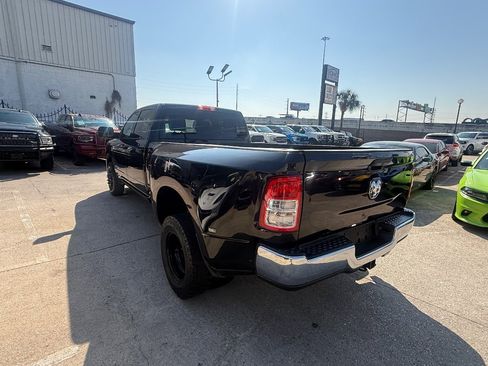 Used 2022 RAM 3500 Tradesman w/ Chrome Appearance Group image 7