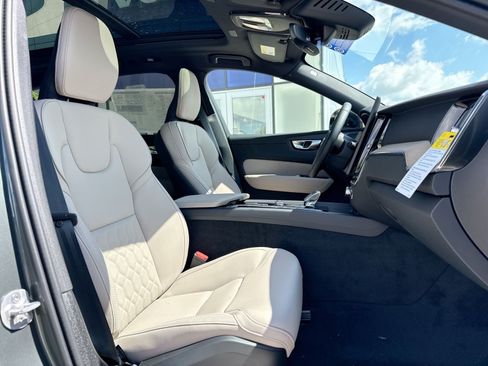 New 2026 Volvo XC60 B5 Plus w/ Protection Package Premier AWD/4WD image 27