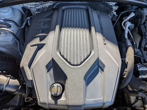 New 2026 Porsche Macan Turbo image 28