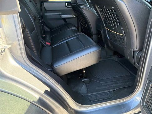 Used 2023 Ford Bronco Badlands w/ Sasquatch Package image 15