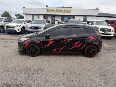 Used 2019 Ford Fiesta SE w/ Equipment Group 201A FWD image 1