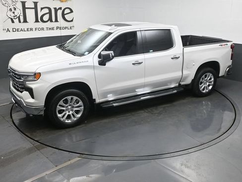 Used 2023 Chevrolet Silverado 1500 LTZ w/ LTZ Premium Package AWD/4WD image 43