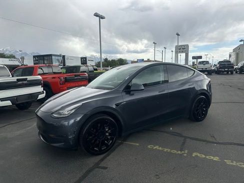 Used 2020 Tesla Model Y Long Range AWD/4WD image 5