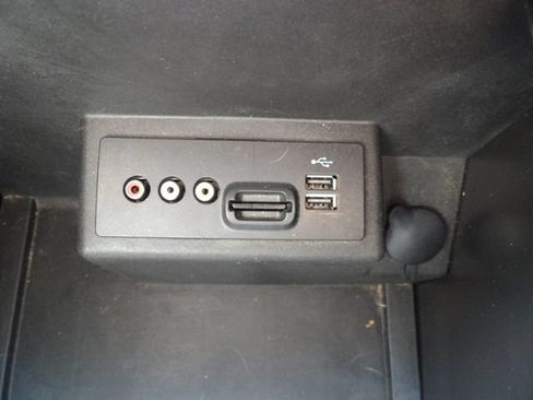 Used 2013 Ford F150 Lariat w/ Luxury Equipment Group AWD/4WD image 35