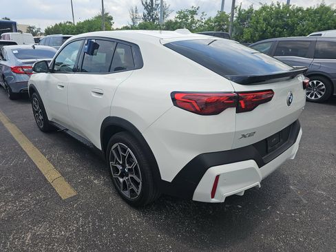 Used 2026 BMW X2 xDrive28i AWD/4WD image 8