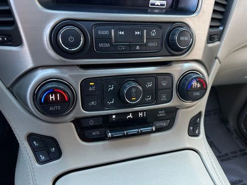 Used 2019 GMC Yukon Denali w/ Denali Ultimate Package image 32