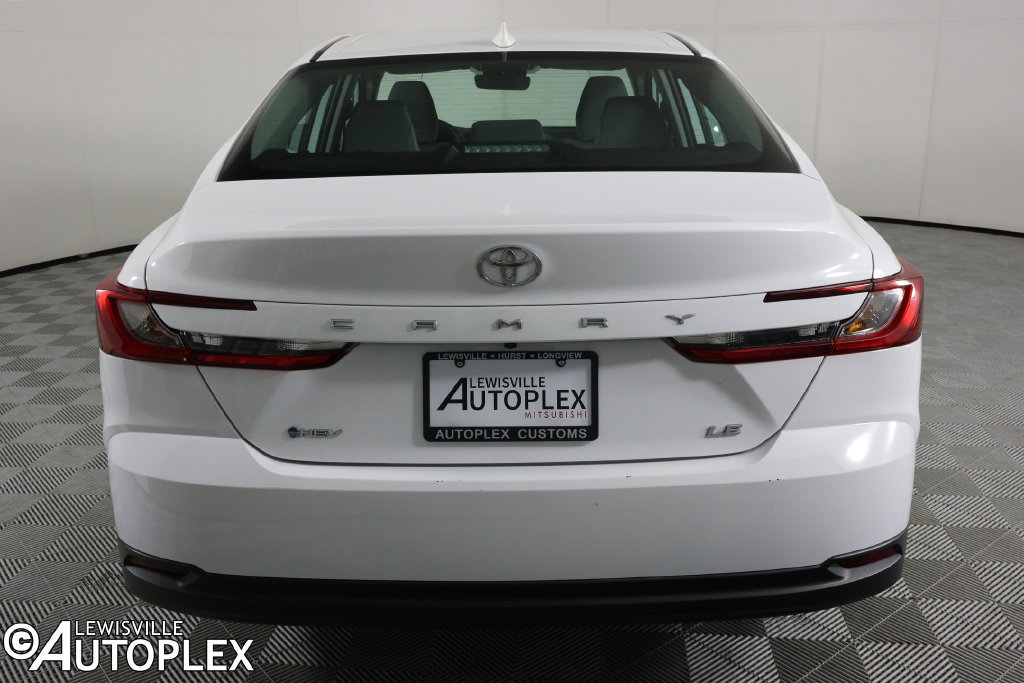 Used 2026 Toyota Camry LE w/ Convenience Package FWD image 6