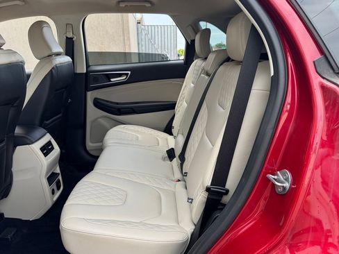 Used 2023 Ford Edge Titanium AWD/4WD image 29