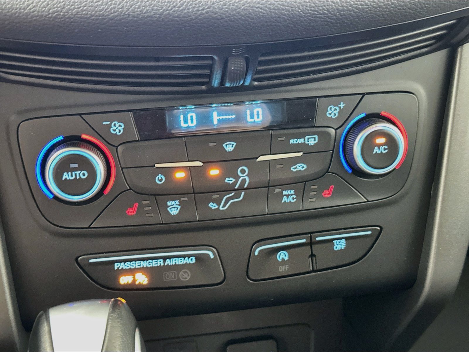 Used 2019 Ford Escape SEL AWD/4WD image 15