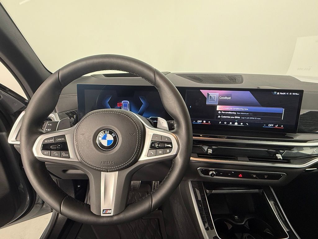 Certified 2025 BMW X5 xDrive40i w/ M Sport Package AWD/4WD image 13