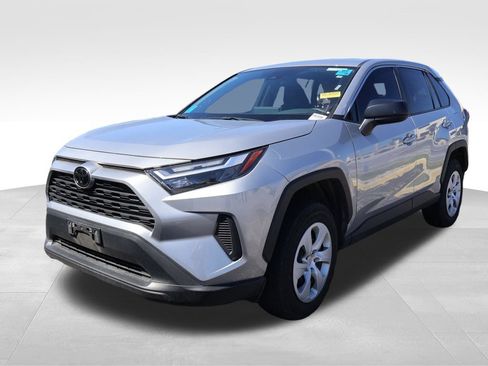 Used 2025 Toyota RAV4 LE FWD image 5