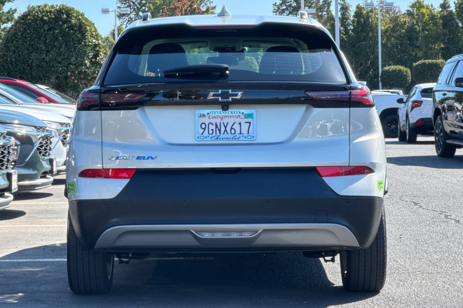 Used 2023 Chevrolet Bolt EUV LT w/ Driver Confidence Package FWD image 6