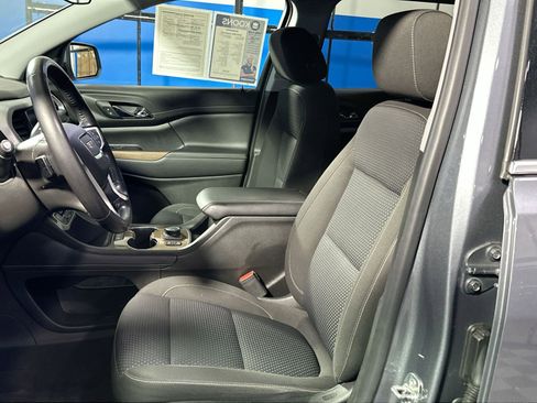 Used 2020 GMC Acadia SLE w/ Driver Convenience Package image 13