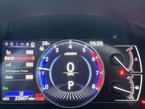 Used 2024 Lexus ES 300h F Sport image 22