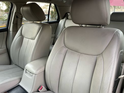 Used 2008 Cadillac DTS Luxury II image 13