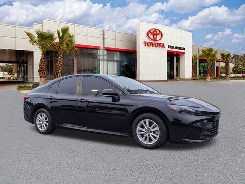 Certified 2025 Toyota Camry LE image 2