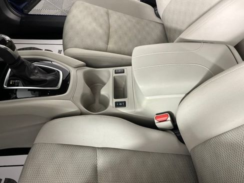 Used 2022 Nissan Rogue Sport SV FWD image 30